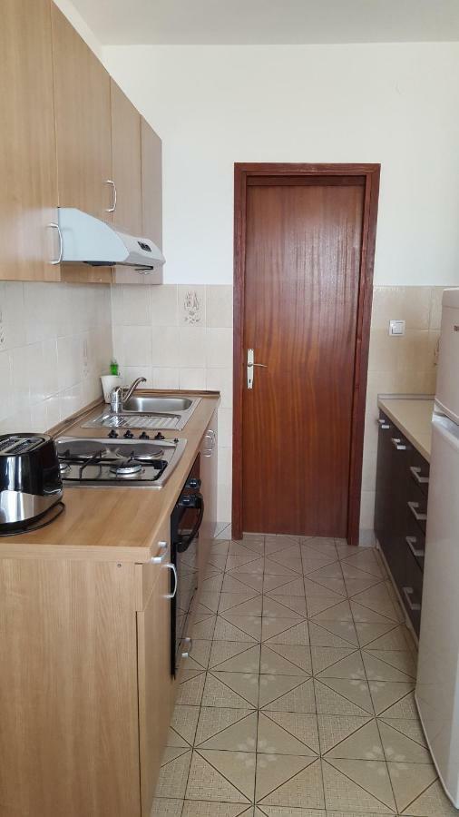 Apartmani Frkic Тисно Экстерьер фото